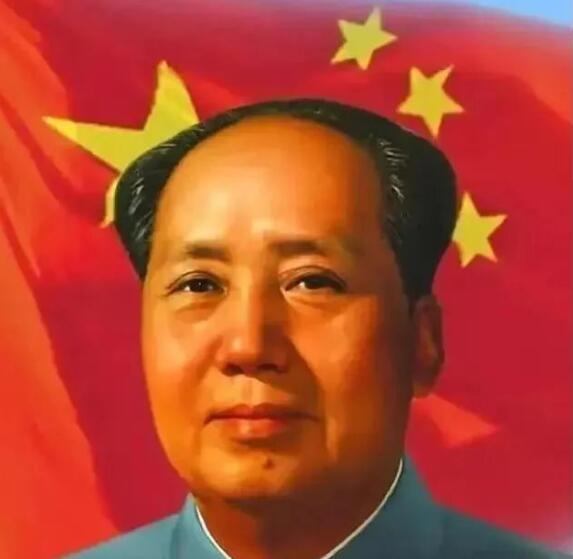 今天，毛主席诞辰131周年！让我们一起缅怀伟人